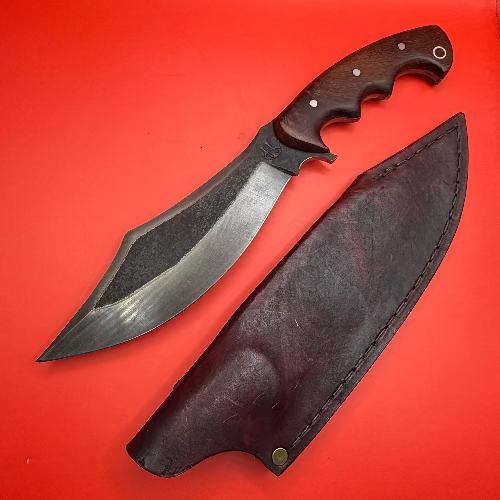 TuskRunner Camp and Veld Knife